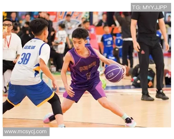 西安篮球队在锦标赛中的强劲表现与战术分析探讨 西安篮球队在锦标赛中的强劲表现与战术分析探讨